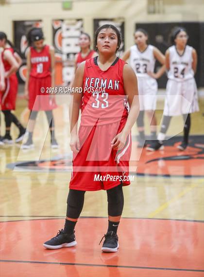 Thumbnail 2 in Golden Valley vs. Kerman (Selma Shootout) photogallery.