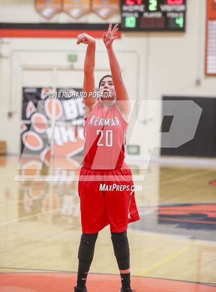 Thumbnail 3 in Golden Valley vs. Kerman (Selma Shootout) photogallery.