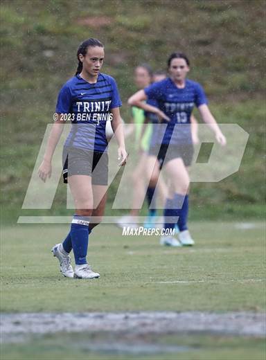 null - Photo 01