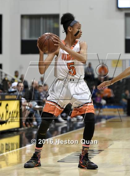 Thumbnail 2 in Long Beach Poly vs. Chaminade (CIF SoCal Regional Open Division Final) photogallery.