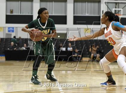 Thumbnail 2 in Long Beach Poly vs. Chaminade (CIF SoCal Regional Open Division Final) photogallery.