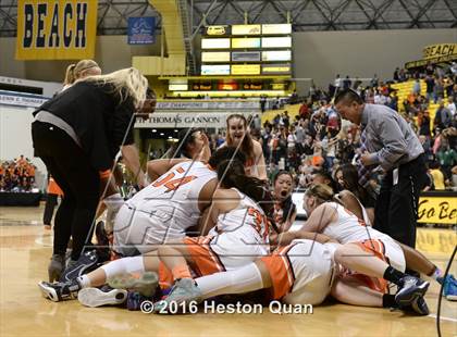 Thumbnail 2 in Long Beach Poly vs. Chaminade (CIF SoCal Regional Open Division Final) photogallery.
