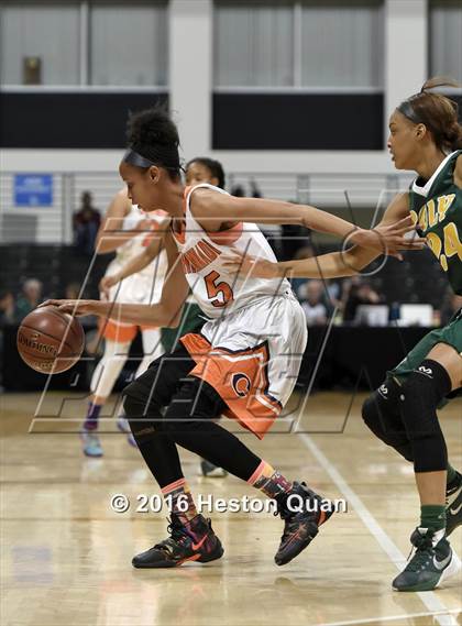 Thumbnail 3 in Long Beach Poly vs. Chaminade (CIF SoCal Regional Open Division Final) photogallery.