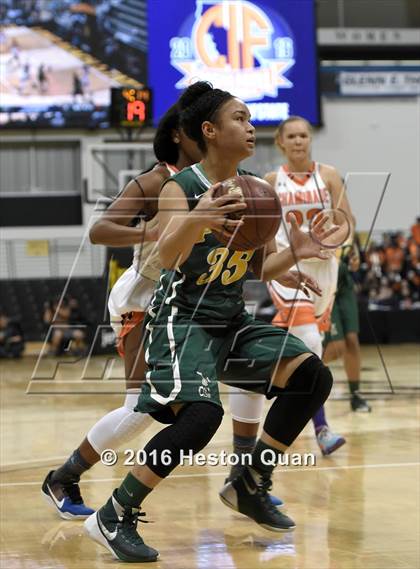 Thumbnail 1 in Long Beach Poly vs. Chaminade (CIF SoCal Regional Open Division Final) photogallery.