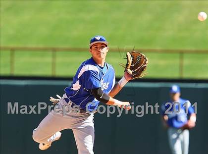 Thumbnail 2 in Midlothian vs. Waxahachie (Waxahachie Robert Dulin Tournament) photogallery.