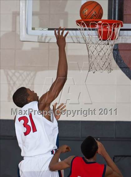 Thumbnail 3 in Atascocita vs Dawson (McDonald's Texas Invitational) photogallery.
