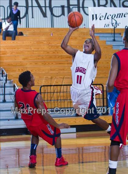Thumbnail 1 in Atascocita vs Dawson (McDonald's Texas Invitational) photogallery.