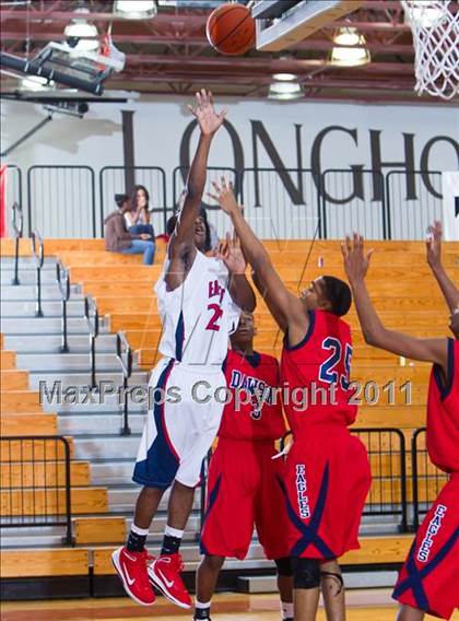 Thumbnail 2 in Atascocita vs Dawson (McDonald's Texas Invitational) photogallery.
