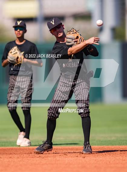 Thumbnail 3 in Nogales vs Verrado (AIA 5A State Final) photogallery.