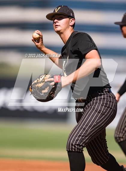 Thumbnail 2 in Nogales vs Verrado (AIA 5A State Final) photogallery.