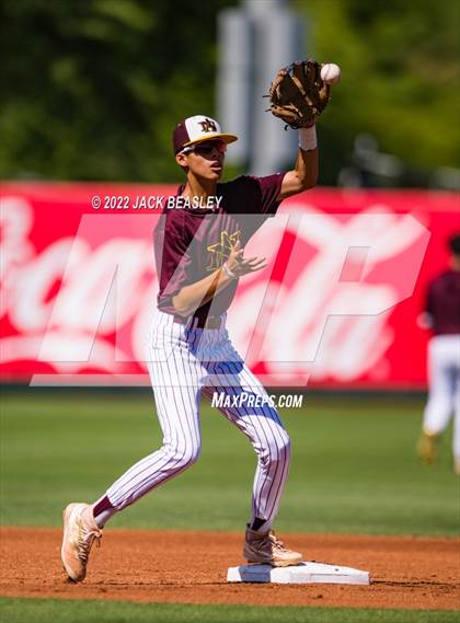 Thumbnail 3 in Nogales vs Verrado (AIA 5A State Final) photogallery.
