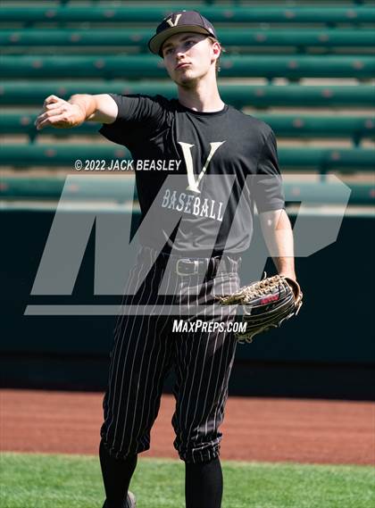 Thumbnail 2 in Nogales vs Verrado (AIA 5A State Final) photogallery.