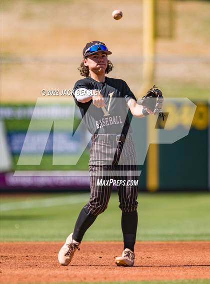 Thumbnail 2 in Nogales vs Verrado (AIA 5A State Final) photogallery.