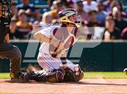 Thumbnail 3 in Nogales vs Verrado (AIA 5A State Final) photogallery.
