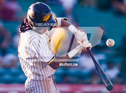 Thumbnail 3 in Nogales vs Verrado (AIA 5A State Final) photogallery.