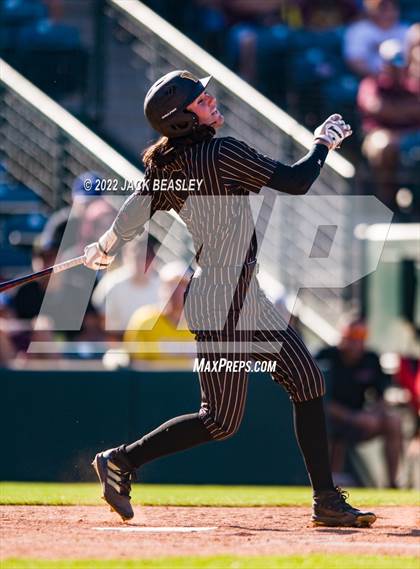 Thumbnail 1 in Nogales vs Verrado (AIA 5A State Final) photogallery.
