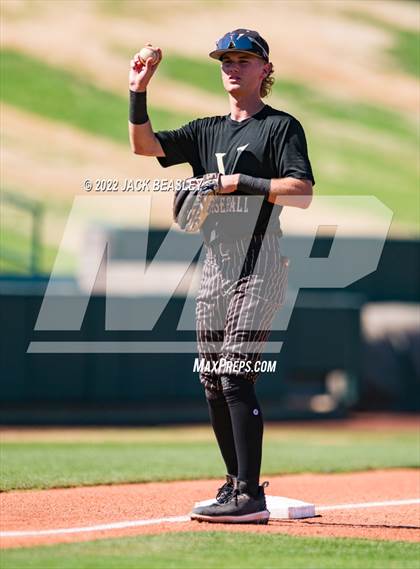 Thumbnail 1 in Nogales vs Verrado (AIA 5A State Final) photogallery.
