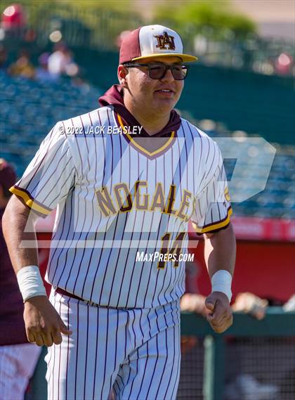 Thumbnail 2 in Nogales vs Verrado (AIA 5A State Final) photogallery.