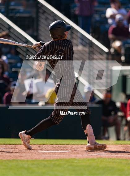 Thumbnail 3 in Nogales vs Verrado (AIA 5A State Final) photogallery.