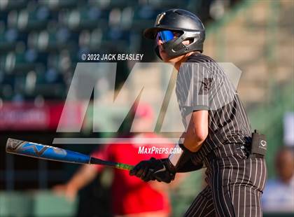 Thumbnail 2 in Nogales vs Verrado (AIA 5A State Final) photogallery.
