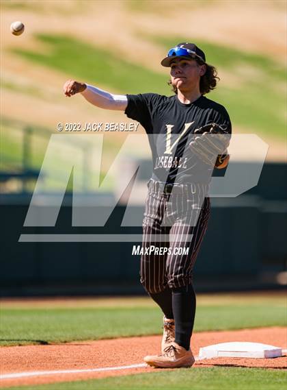 Thumbnail 2 in Nogales vs Verrado (AIA 5A State Final) photogallery.