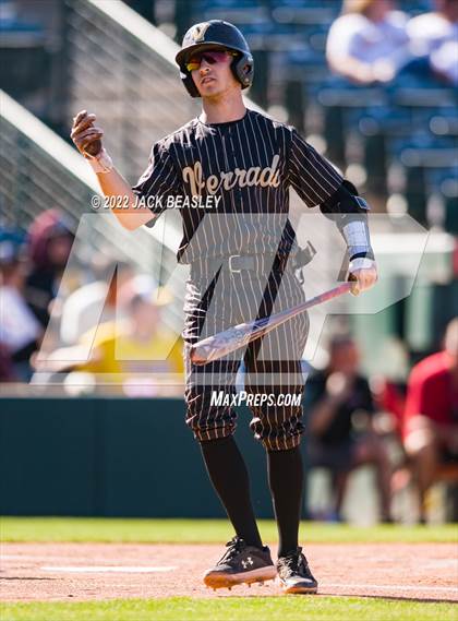 Thumbnail 3 in Nogales vs Verrado (AIA 5A State Final) photogallery.