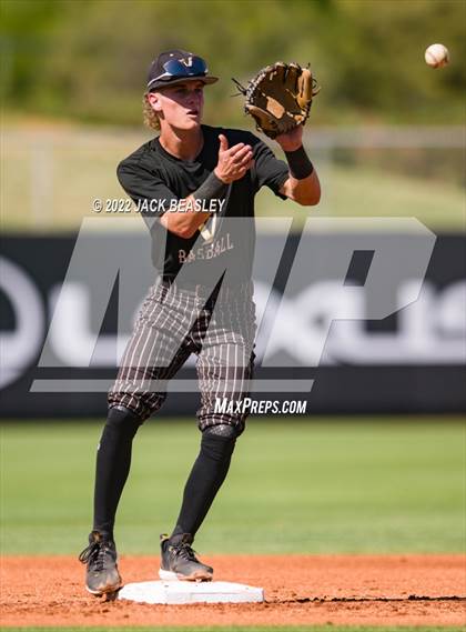 Thumbnail 1 in Nogales vs Verrado (AIA 5A State Final) photogallery.