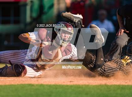 Thumbnail 3 in Nogales vs Verrado (AIA 5A State Final) photogallery.