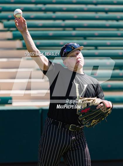 Thumbnail 2 in Nogales vs Verrado (AIA 5A State Final) photogallery.