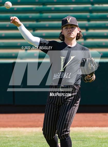 Thumbnail 1 in Nogales vs Verrado (AIA 5A State Final) photogallery.
