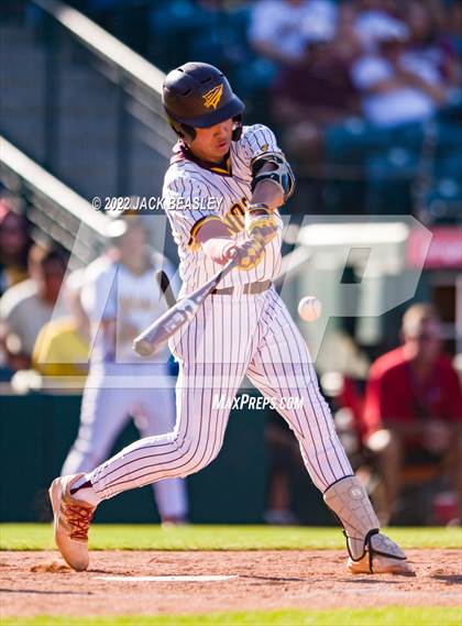 Thumbnail 2 in Nogales vs Verrado (AIA 5A State Final) photogallery.