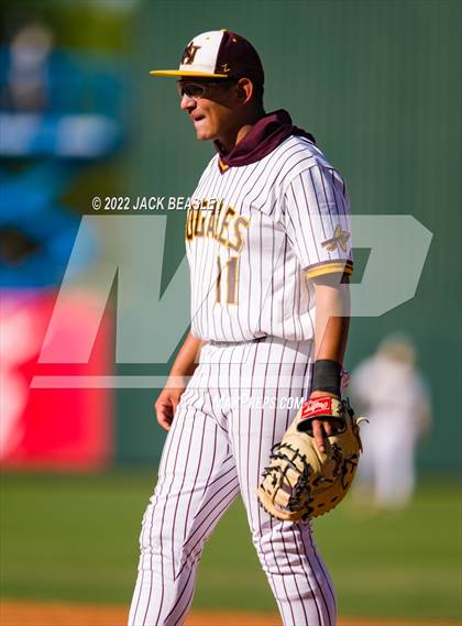 Thumbnail 3 in Nogales vs Verrado (AIA 5A State Final) photogallery.