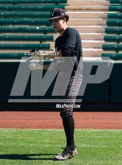 Thumbnail 1 in Nogales vs Verrado (AIA 5A State Final) photogallery.