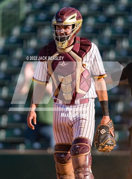 Thumbnail 3 in Nogales vs Verrado (AIA 5A State Final) photogallery.