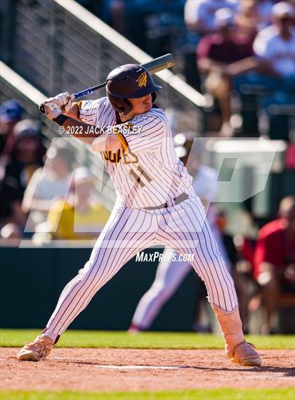 Thumbnail 3 in Nogales vs Verrado (AIA 5A State Final) photogallery.