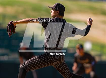 Thumbnail 3 in Nogales vs Verrado (AIA 5A State Final) photogallery.