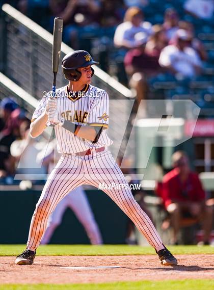 Thumbnail 2 in Nogales vs Verrado (AIA 5A State Final) photogallery.