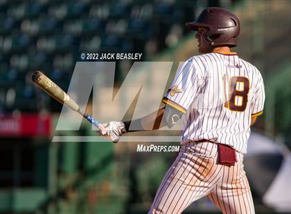 Thumbnail 3 in Nogales vs Verrado (AIA 5A State Final) photogallery.