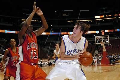 Thumbnail 2 in Artesia vs Santa Margarita (Sec. III-AA Final)#2 photogallery.