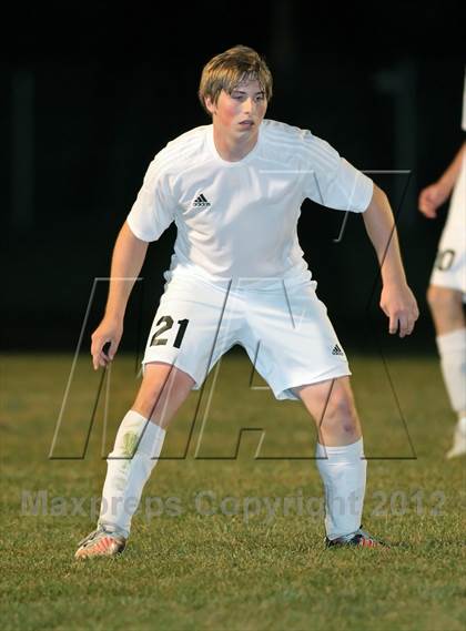 Thumbnail 1 in New London vs. Hortonville photogallery.