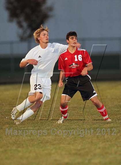 Thumbnail 1 in New London vs. Hortonville photogallery.
