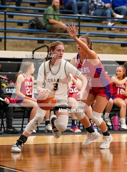 Thumbnail 2 in Western Boone vs. Lebanon (IHSAA 4a Sectional 25 First Round) photogallery.