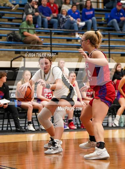 Thumbnail 2 in Western Boone vs. Lebanon (IHSAA 4a Sectional 25 First Round) photogallery.