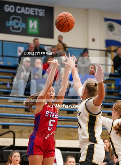 Thumbnail 1 in Western Boone vs. Lebanon (IHSAA 4a Sectional 25 First Round) photogallery.