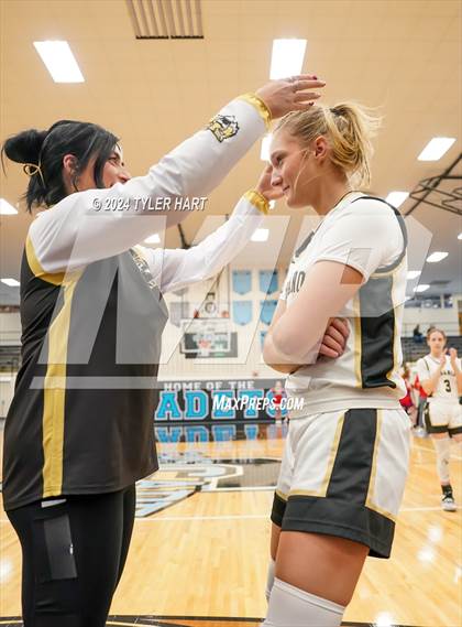 Thumbnail 3 in Western Boone vs. Lebanon (IHSAA 4a Sectional 25 First Round) photogallery.