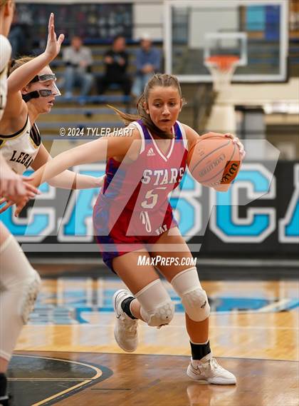 Thumbnail 2 in Western Boone vs. Lebanon (IHSAA 4a Sectional 25 First Round) photogallery.