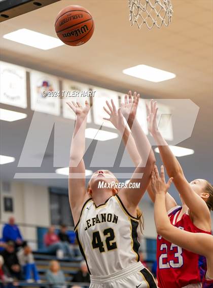 Thumbnail 2 in Western Boone vs. Lebanon (IHSAA 4a Sectional 25 First Round) photogallery.