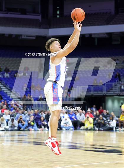 Thumbnail 1 in Westlake vs. McKinney (UIL 6A State Semifinal) photogallery.