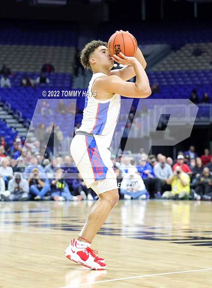Thumbnail 1 in Westlake vs. McKinney (UIL 6A State Semifinal) photogallery.