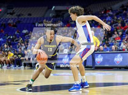Thumbnail 3 in Westlake vs. McKinney (UIL 6A State Semifinal) photogallery.